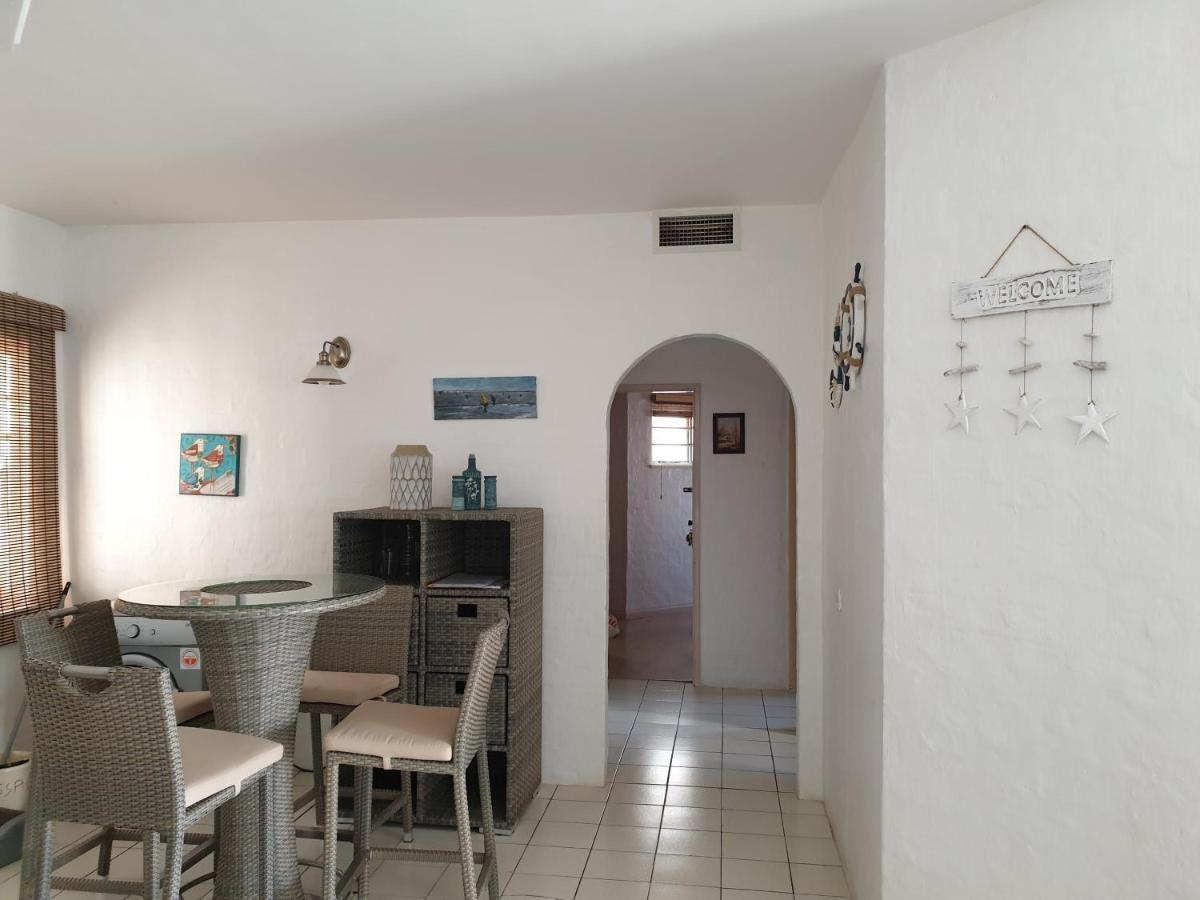 Ballito 69 Perissa Santorini Sea View, Walk To Beach -Family Only Eksteriør billede
