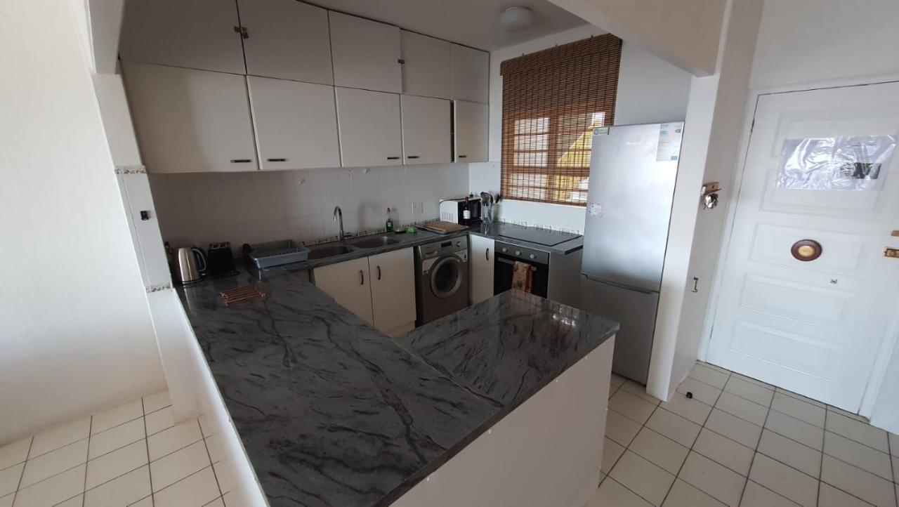 Ballito 69 Perissa Santorini Sea View, Walk To Beach -Family Only Eksteriør billede